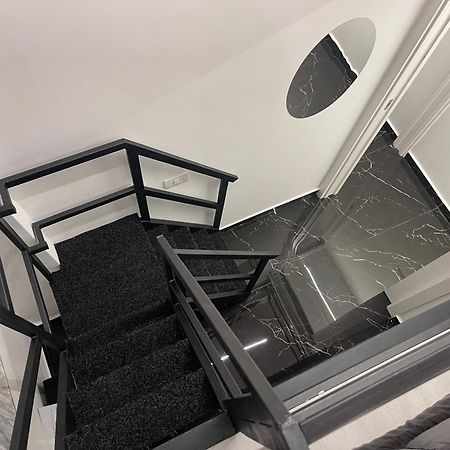فندق Lux House Naples Airport المظهر الخارجي الصورة