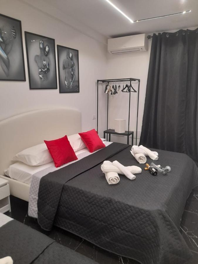 فندق Lux House Naples Airport المظهر الخارجي الصورة