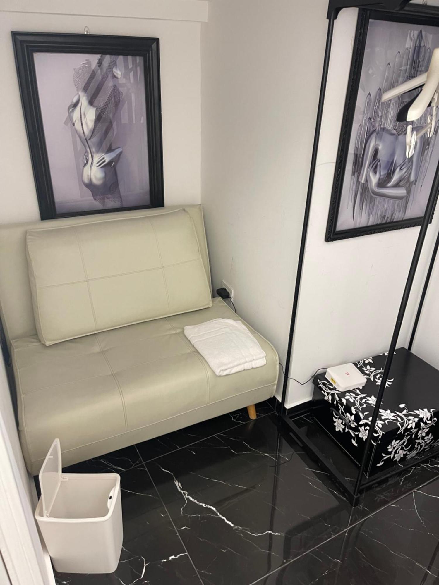 فندق Lux House Naples Airport المظهر الخارجي الصورة