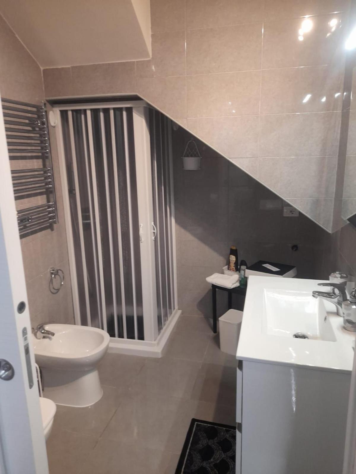 فندق Lux House Naples Airport المظهر الخارجي الصورة